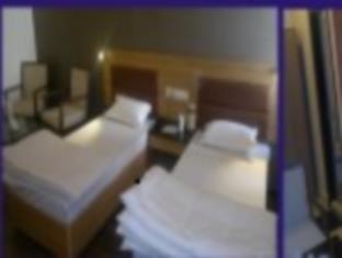 Oyo 3523 Tekarees Inn Mahanagar Lucknow Dış mekan fotoğraf